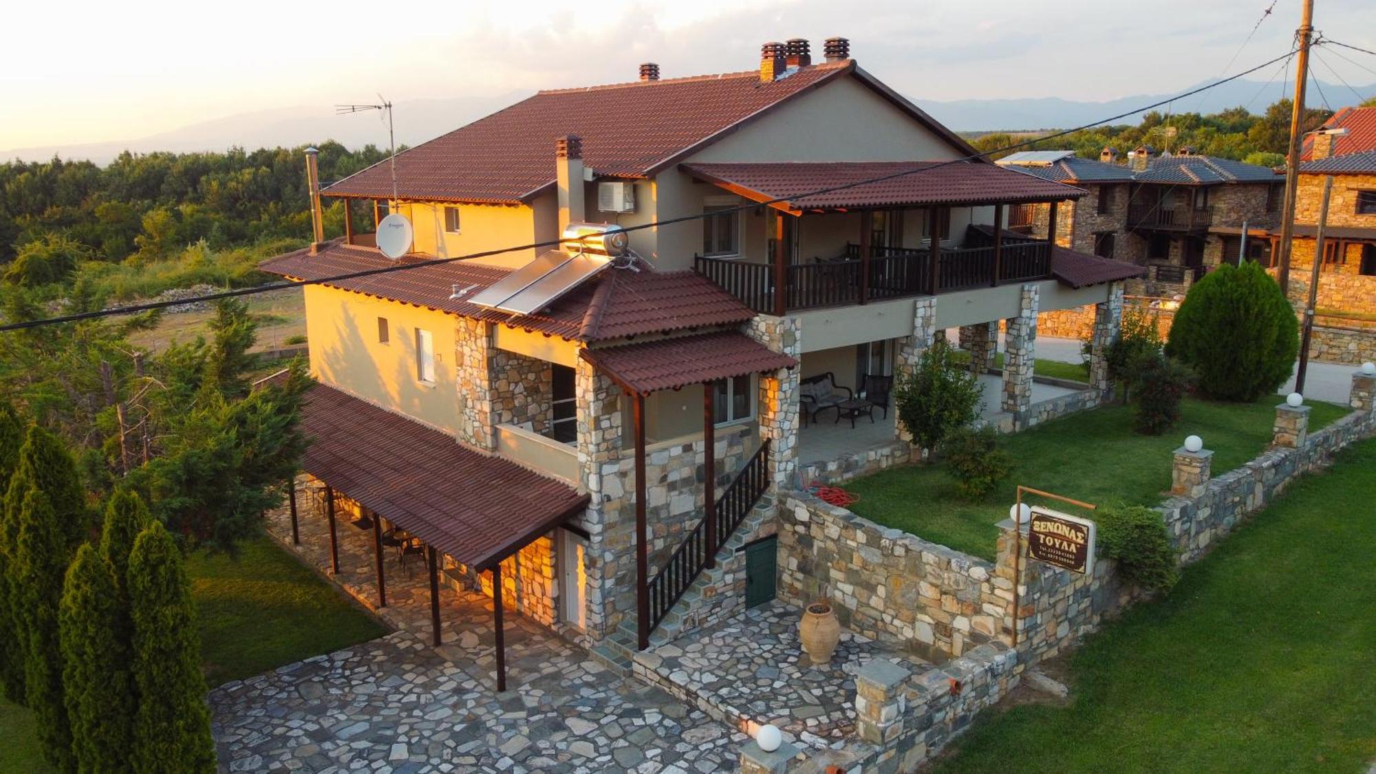 Toula Rooms Angistron Exterior photo