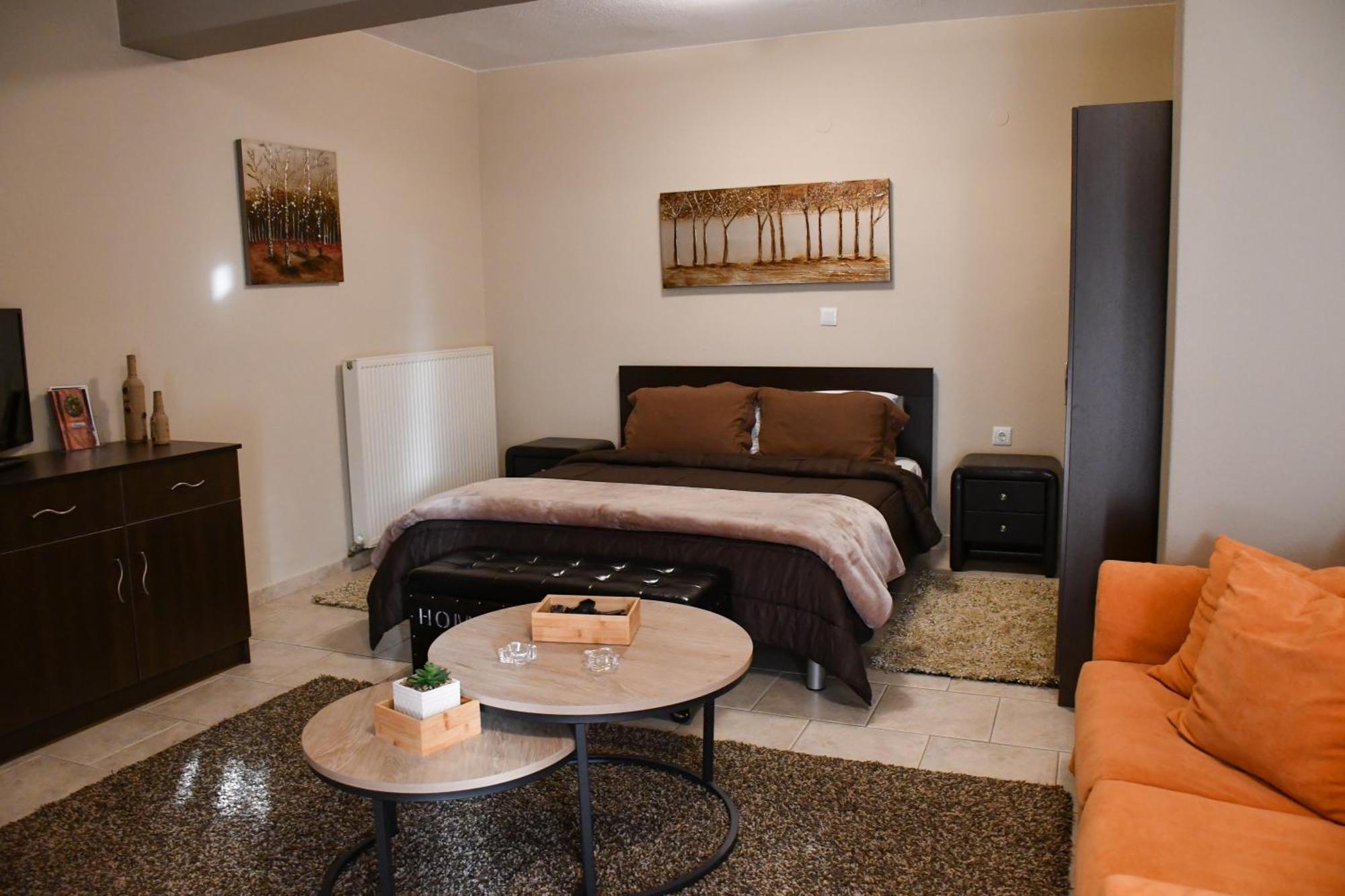 Toula Rooms Angistron Exterior photo