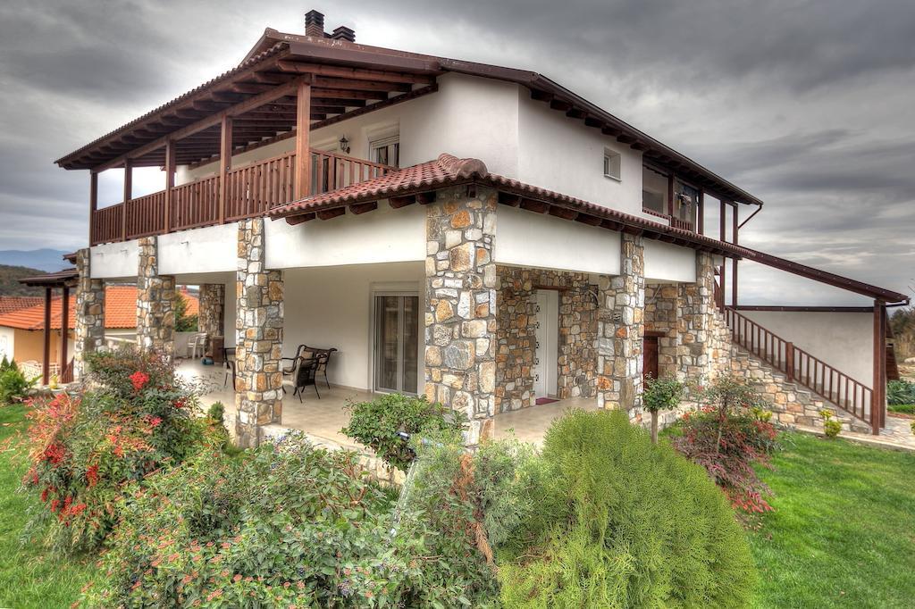 Toula Rooms Angistron Exterior photo